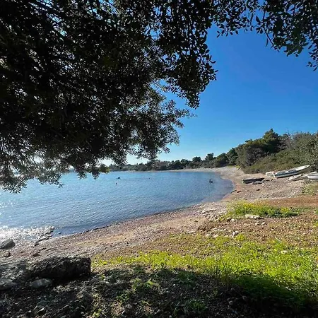 Apartmán εξοχικό διαμέρισμα με θέα θάλασσα και βουνό! πετροθάλασσα, Petrothalassa *