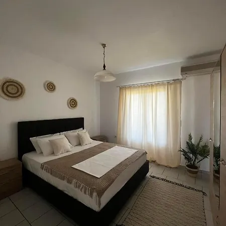 Apartmán εξοχικό διαμέρισμα με θέα θάλασσα και βουνό! πετροθάλασσα, Petrothalassa